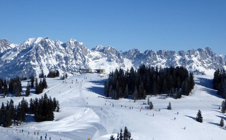 Non-Skiers in Ellmau