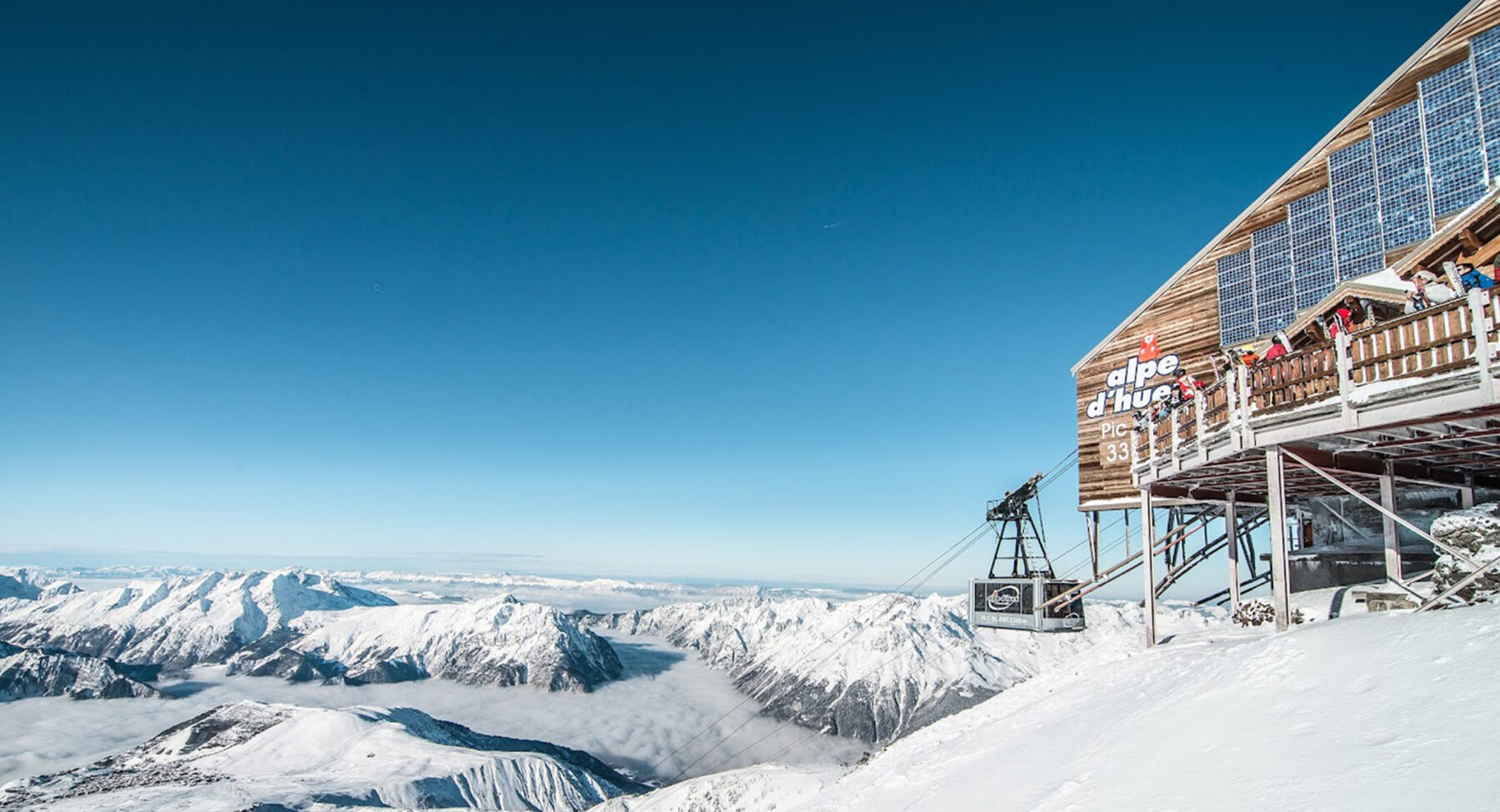 A télécabine in the mountains of Alpe d'Huez