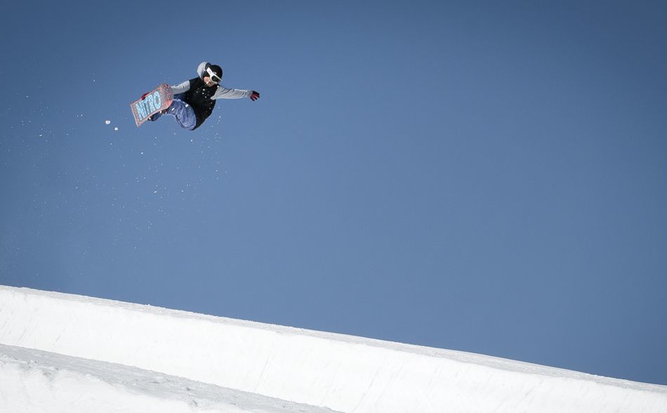 Snowboarding in Flaine